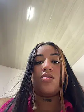 Chatroom XXX en direct de Little_Gaby_