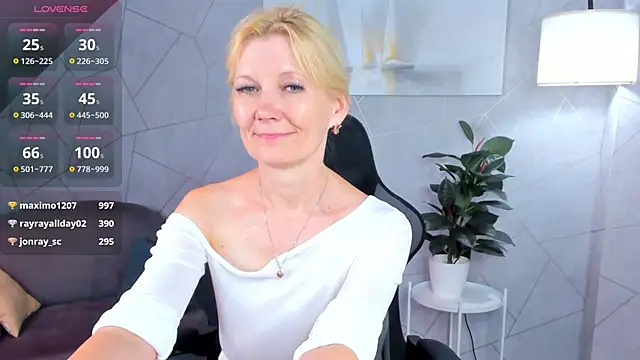 Chat XXX Live Julie_Lucas