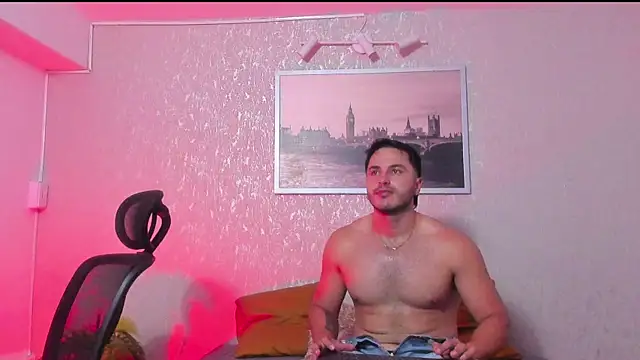 צ'אט XXX בשידור חי של noahstevenss