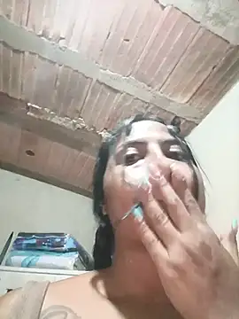 Czat XXX na żywo – Giselabrunette25