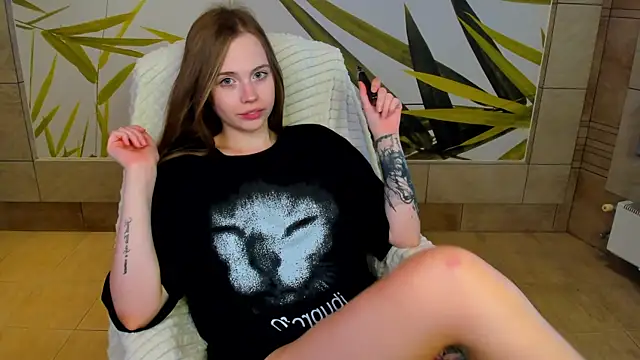 miya_soft Adlı Modelin Canlı XXX Sohbeti