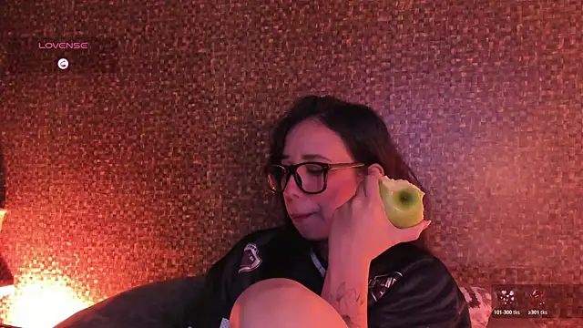 Apartment28のライブXXXチャット