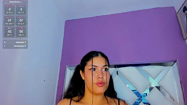 XXX chat uživo modela Channel_Mills