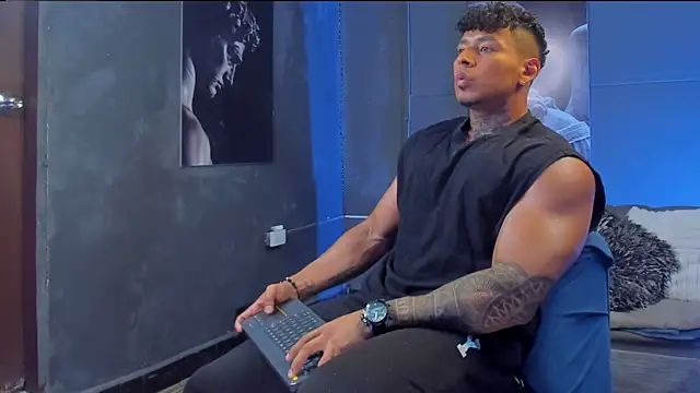 Chat XXX ao vivo de bradley_smith
