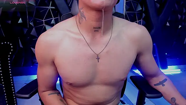 LiamDeeps – Naživo XXX chat
