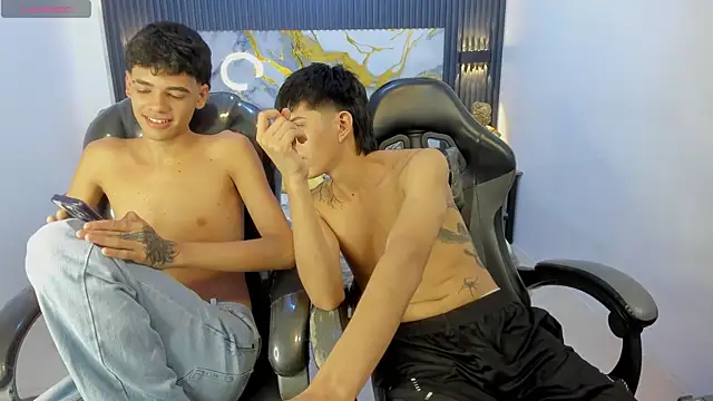 Chat XXX en directo de Estiv18_