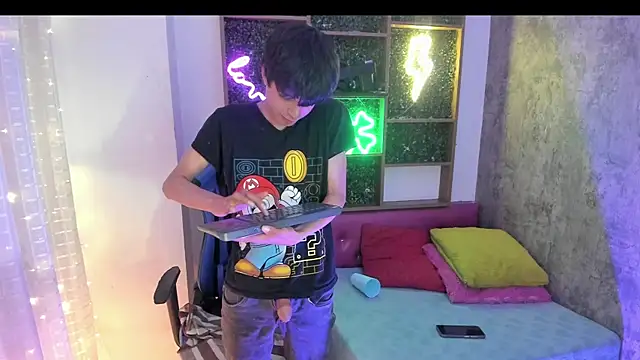 Alex_it0_ élő XXX-chatje