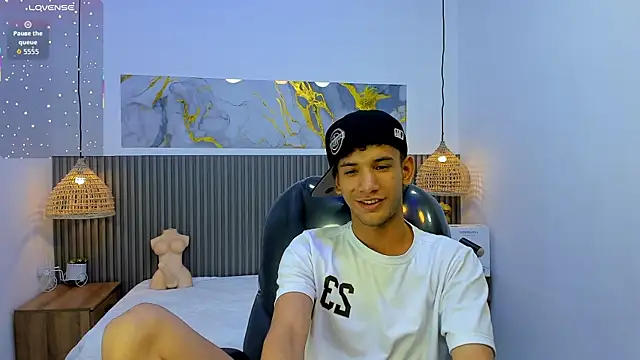 แชท XXX สดของ JDWhite18