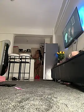 Chat XXX ao vivo de ThickyMel
