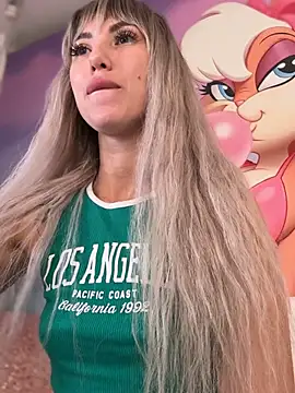 TeaseBabeXXX – Naživo XXX chat