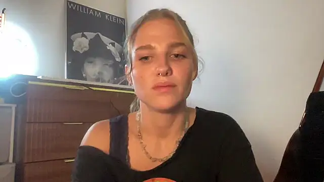sweetceeme Adlı Modelin Canlı XXX Sohbeti