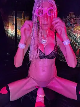 1NikiVegas Chat XXX in diretta