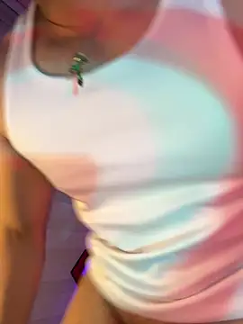 Alexander_DiazzのライブXXXチャット