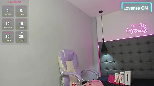 Chat XXX en directo de scarletcherry18