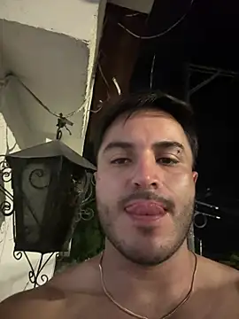 noahstevenss Chat XXX in diretta