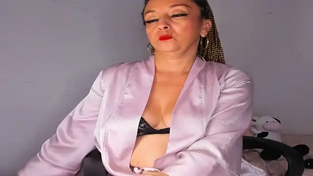 Beatricez1 élő XXX-chatje