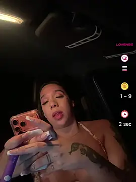 BitchySalome Live XXX-chat
