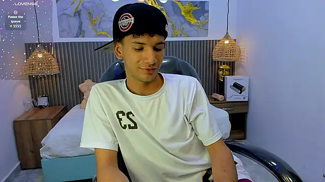 JDWhite18 Chat XXX live
