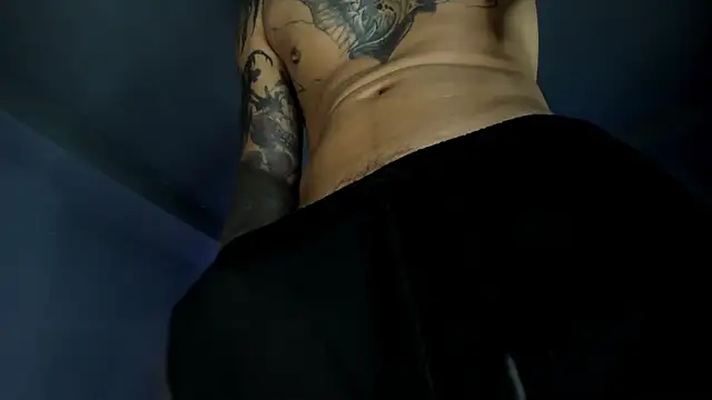 Travisttanner28 live XXX chat