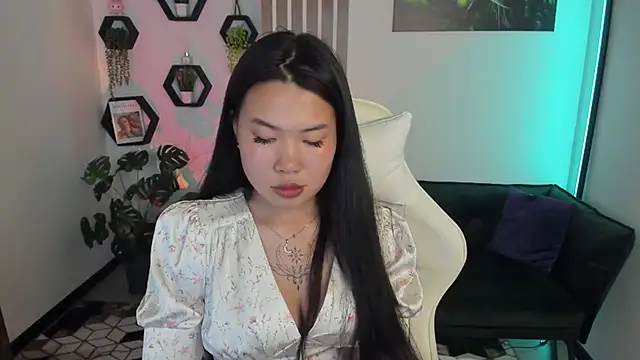 LunaPurrr live XXX chat