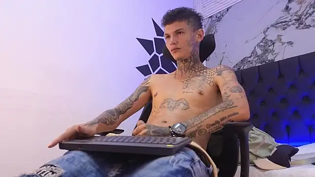 Paulo_527 élő XXX-chatje