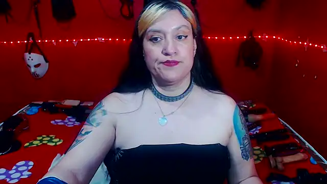 MATURE_Randy's Live XXX Chat