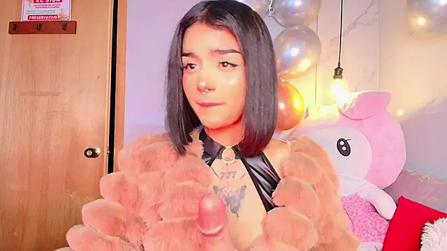 Milu_carbajal_x's Live XXX Chat