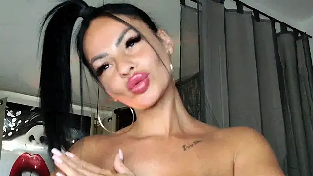 Elle_Vie's Live XXX Chat
