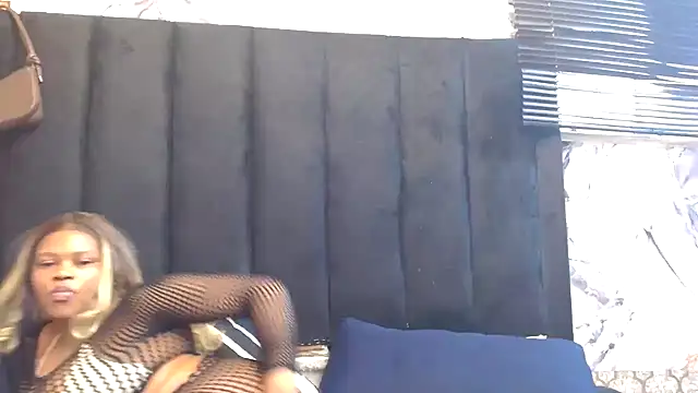 SexyBaddieXXXのライブXXXチャット