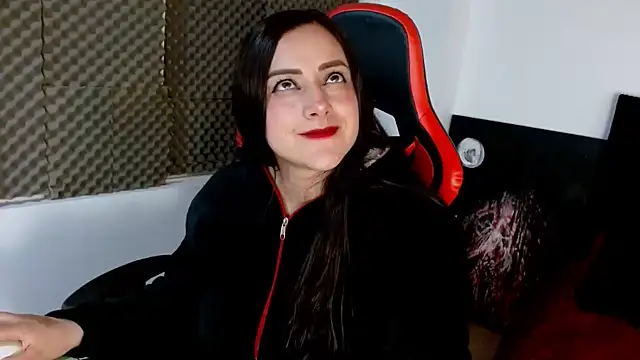 XXX chat uživo modela Noamartin_