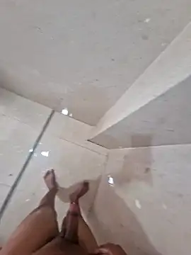 vivanpraj999 Adlı Modelin Canlı XXX Sohbeti