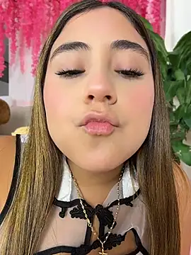 MelodyRey__'s Live XXX Chat