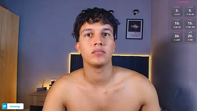Leo_Savage_ 라이브 XXX 채팅