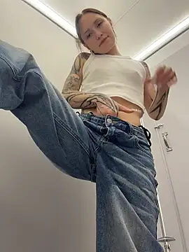 EliteBitch – Live XXX-chat