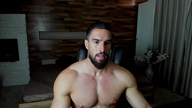 Chat +18 de IvanHydee ao vivo
