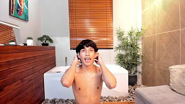 Pierre_Leroy_ Live XXX-Chat