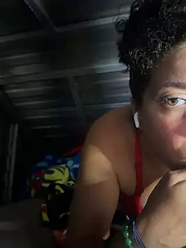 Chat +18 de Bigbuttbrooklynn ao vivo