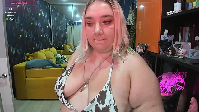 Softie_Sofy Chat XXX in diretta