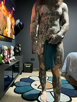 XXX chat uživo modela ThomasHells