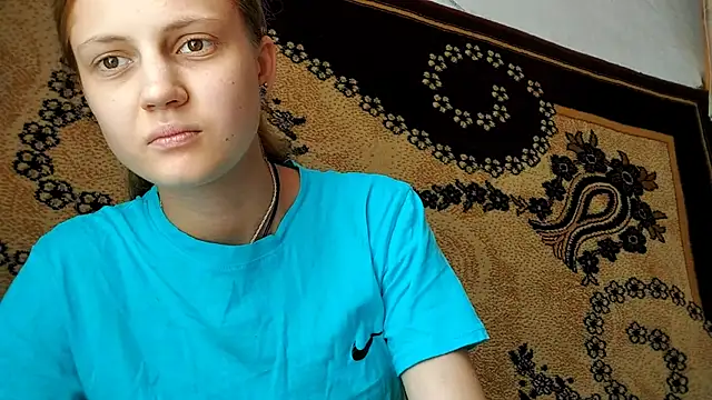 LunaLaday live XXX chat