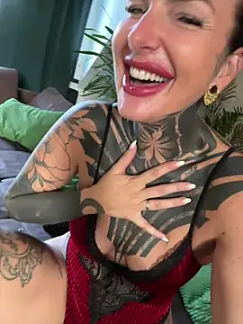 دردشة KathaleaNoir الجنسية المباشرة