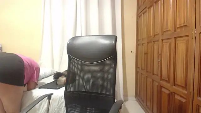 Venus_cat_n Live XXX chat