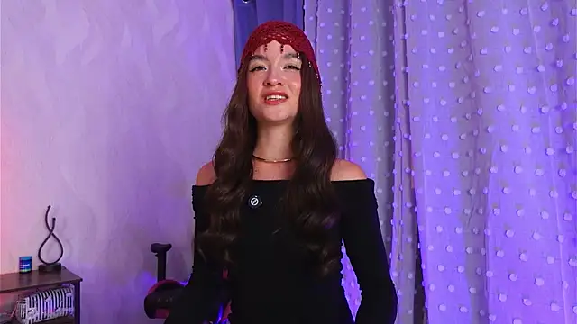 LucyFlame's Live XXX Chat
