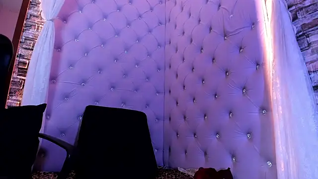 Pamela_Squirtt's Live XXX Chat