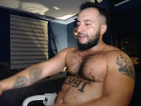 XXX chat uživo modela kink_8