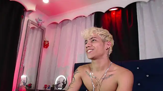 XXX chat uživo modela Sexys_Boys_Hot1