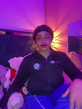 Ayla_Noir live XXX chat