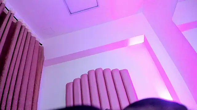 Lana_fox01 라이브 XXX 채팅
