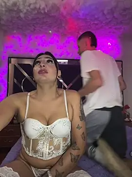 Chat XXX en directo de BriannaTS_and_David