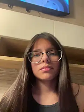 Awfresita Adlı Modelin Canlı XXX Sohbeti
